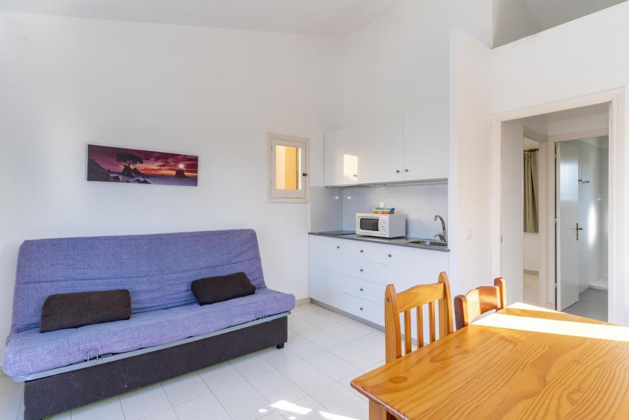 Apartamentos Ses Anneres Cala'N Blanes  Buitenkant foto