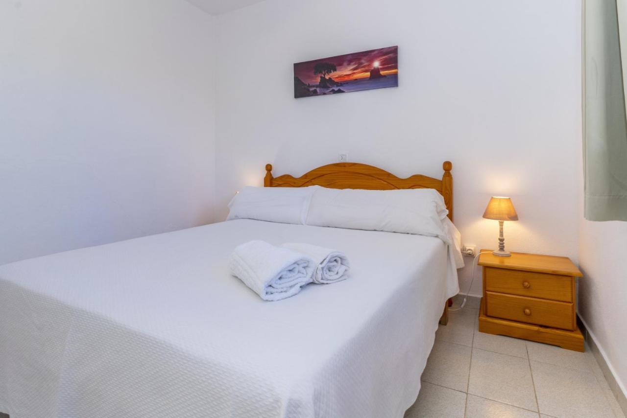 Apartamentos Ses Anneres Cala'N Blanes  Buitenkant foto